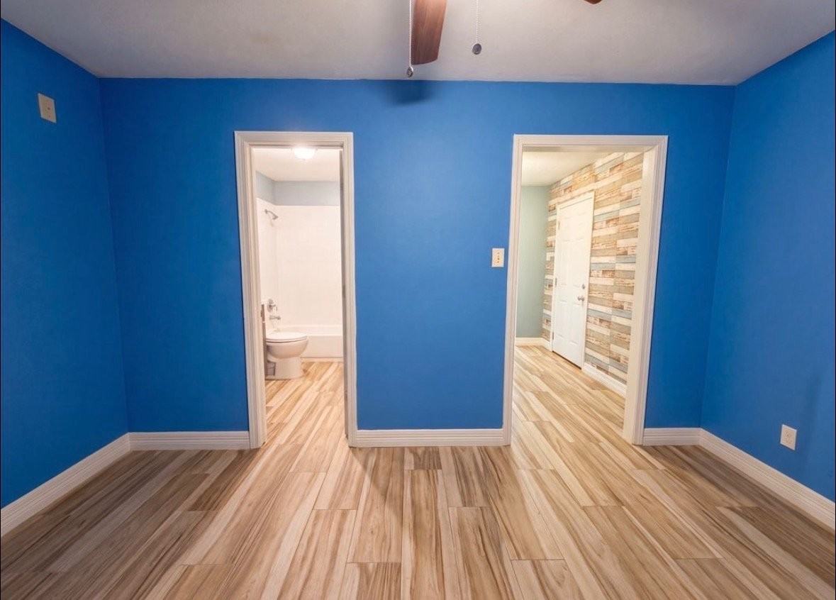 9311 Deanwood St - Photo 4 of 11