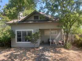 featured image of 657 Siskiyou Blvd #1