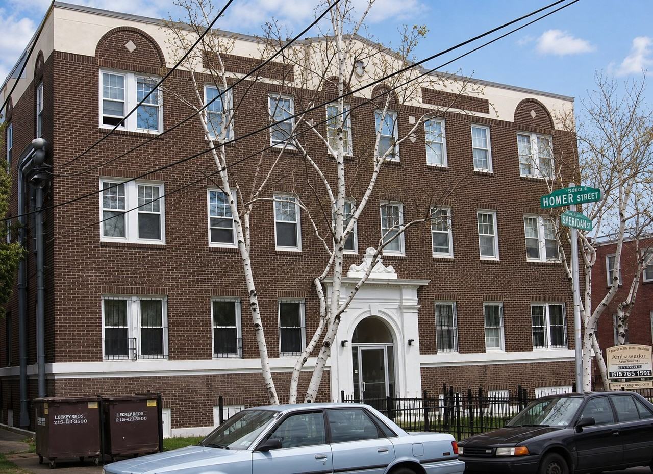 360 E Tulpehocken St - Photo 5 of 7