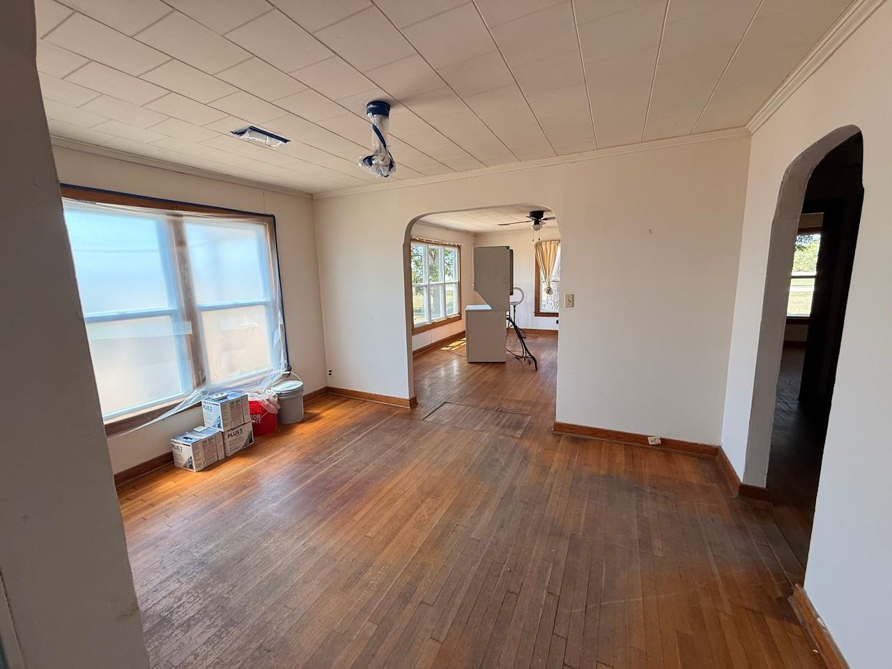 4900 E Highland Dr - Photo 3 of 10