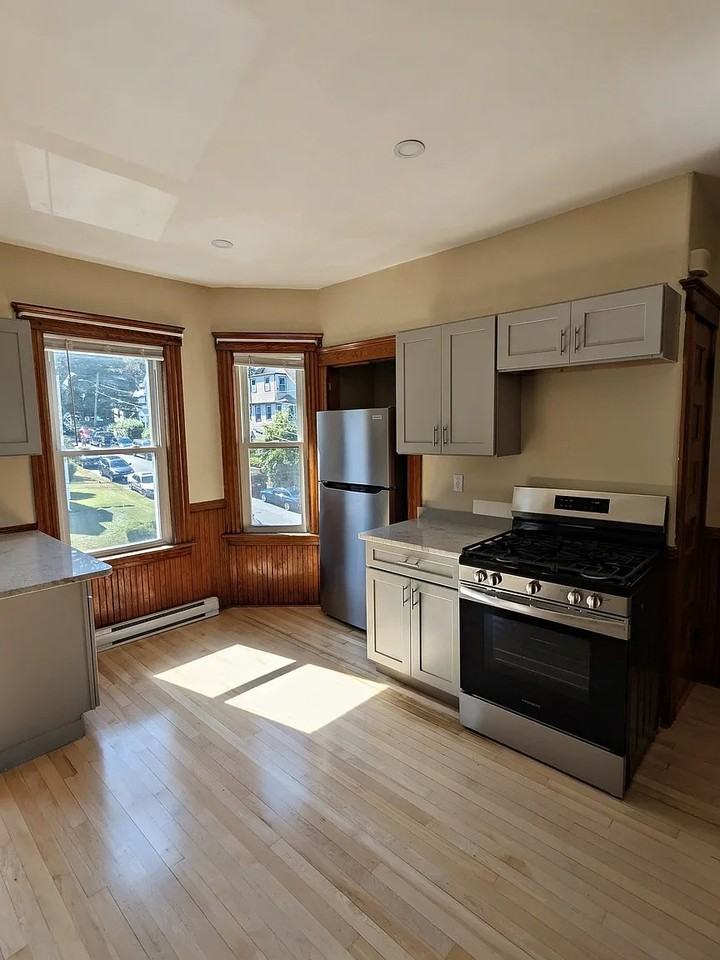 41 Tatman St #3 - Photo 2 of 9