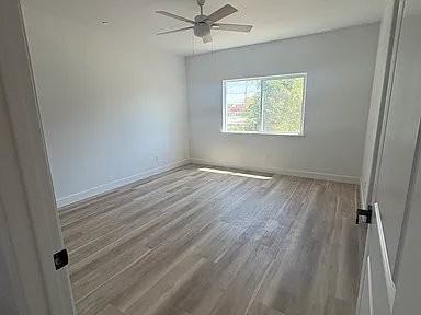 414 E Fremont St - Photo 2 of 19