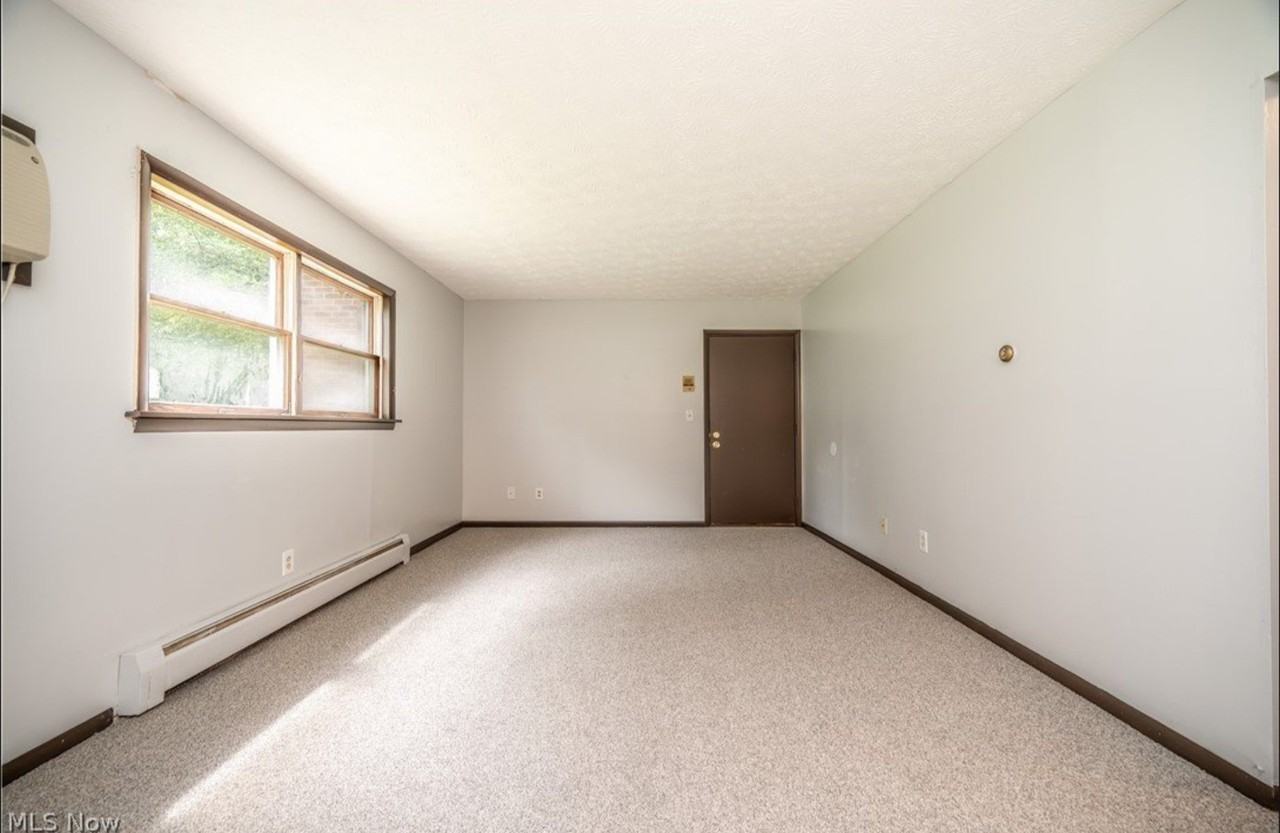 8136 Stadler Ave - Photo 3 of 20