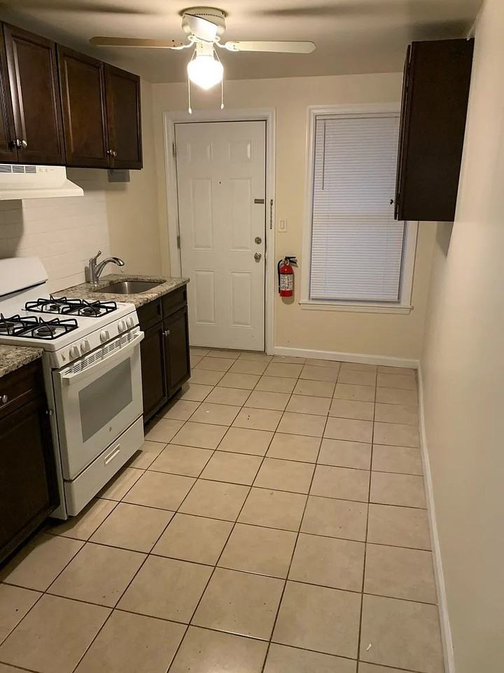 83 Market St #9 - Photo 2 of 7