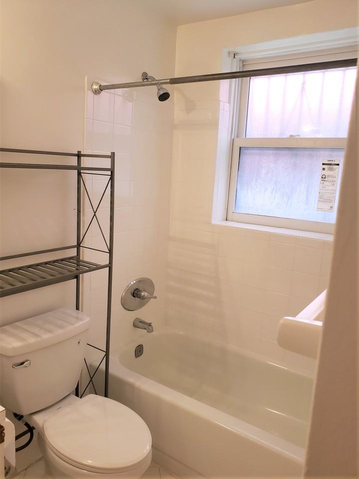 333 2nd St Ne #1 - Photo 7 of 9