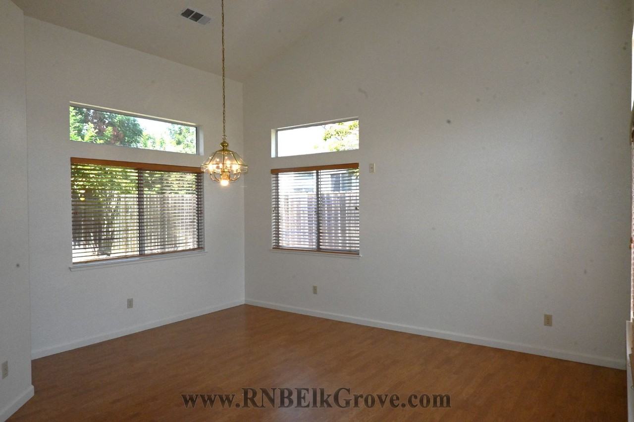 8868 Chadbury Pl - Photo 3 of 18