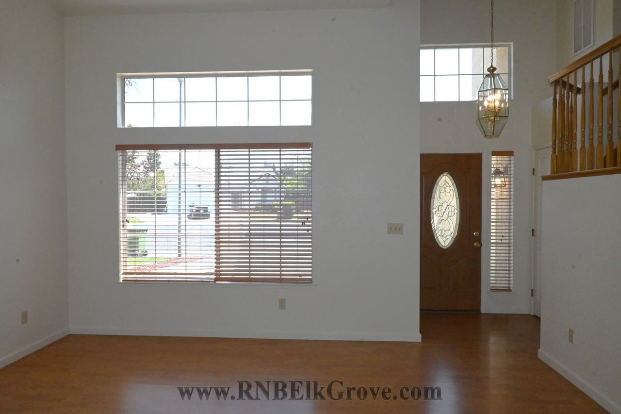 8868 Chadbury Pl - Photo 5 of 18