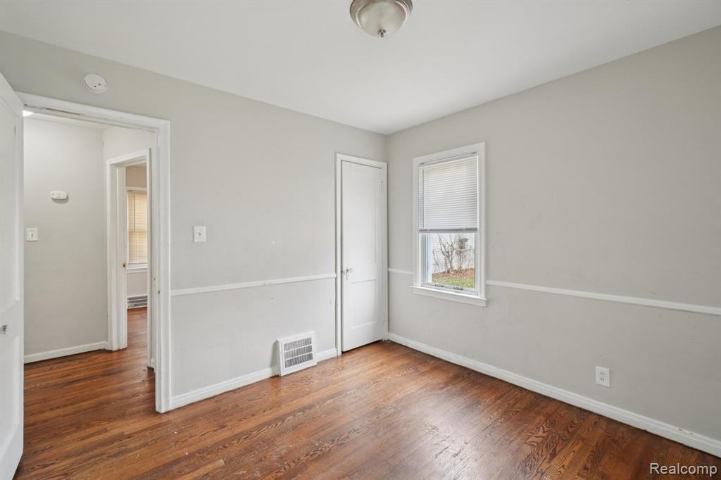 19717 Kenosha St #1 - Photo 3 of 10