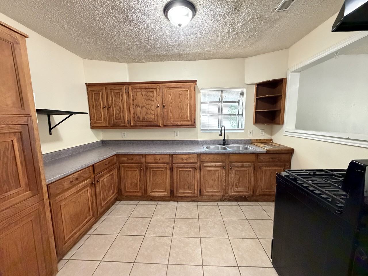 3112 Nw 14th St #1 - Photo 2 of 14