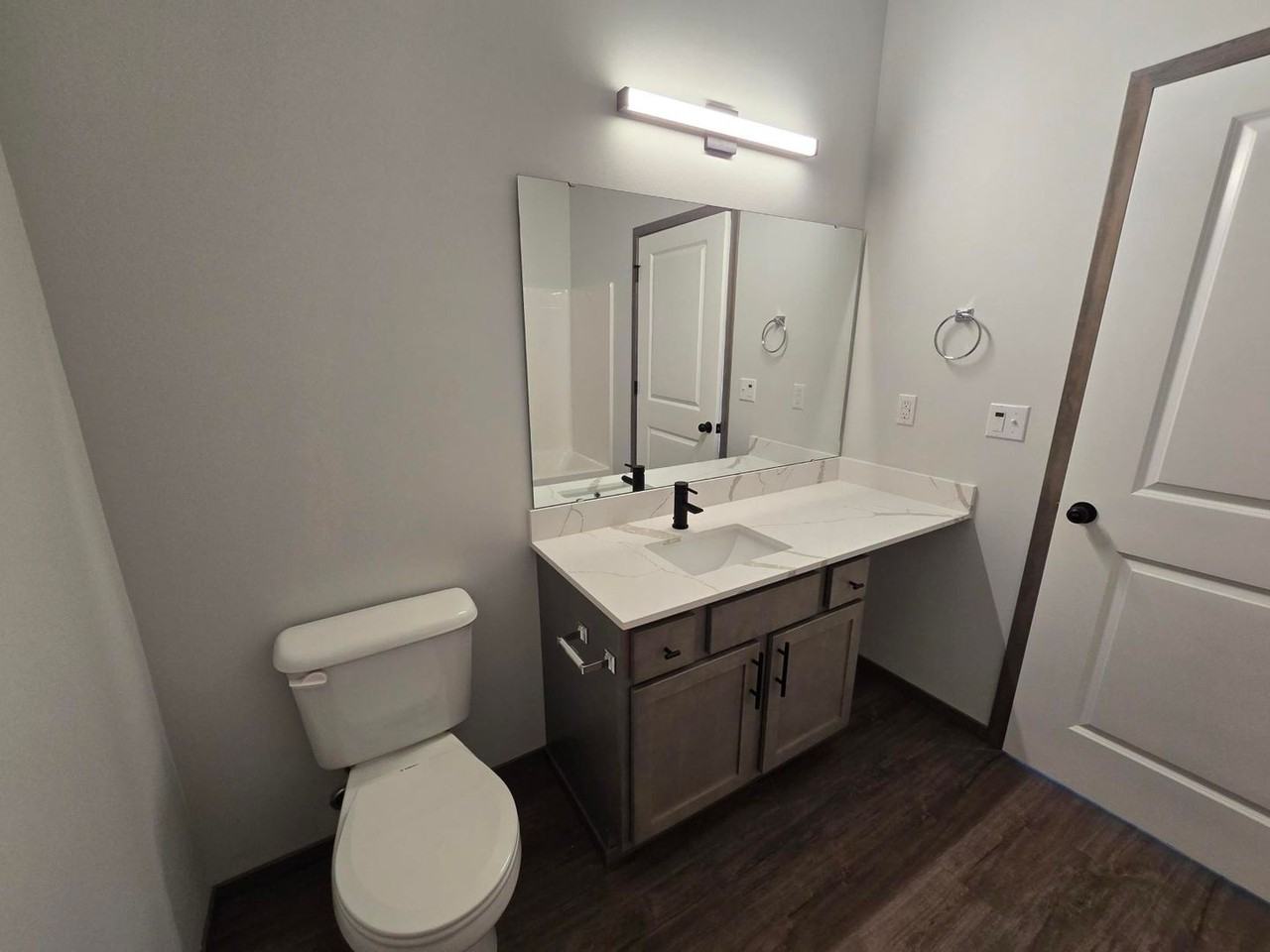 JJ Place - Photo 6 of 27