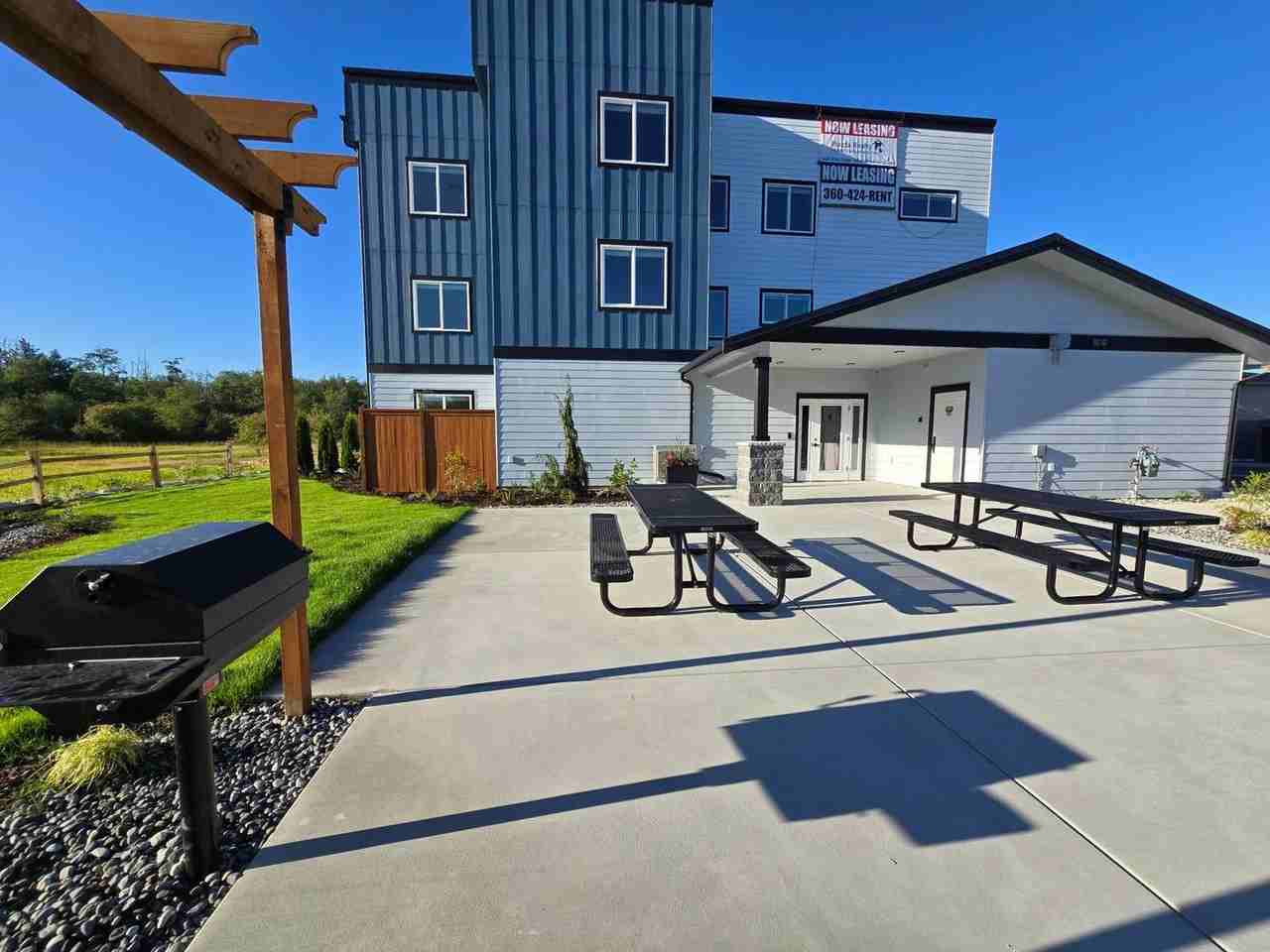 JJ Place - Photo 5 of 20