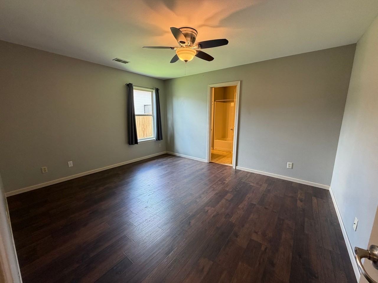 16258 Hailey Ln - Photo 6 of 29