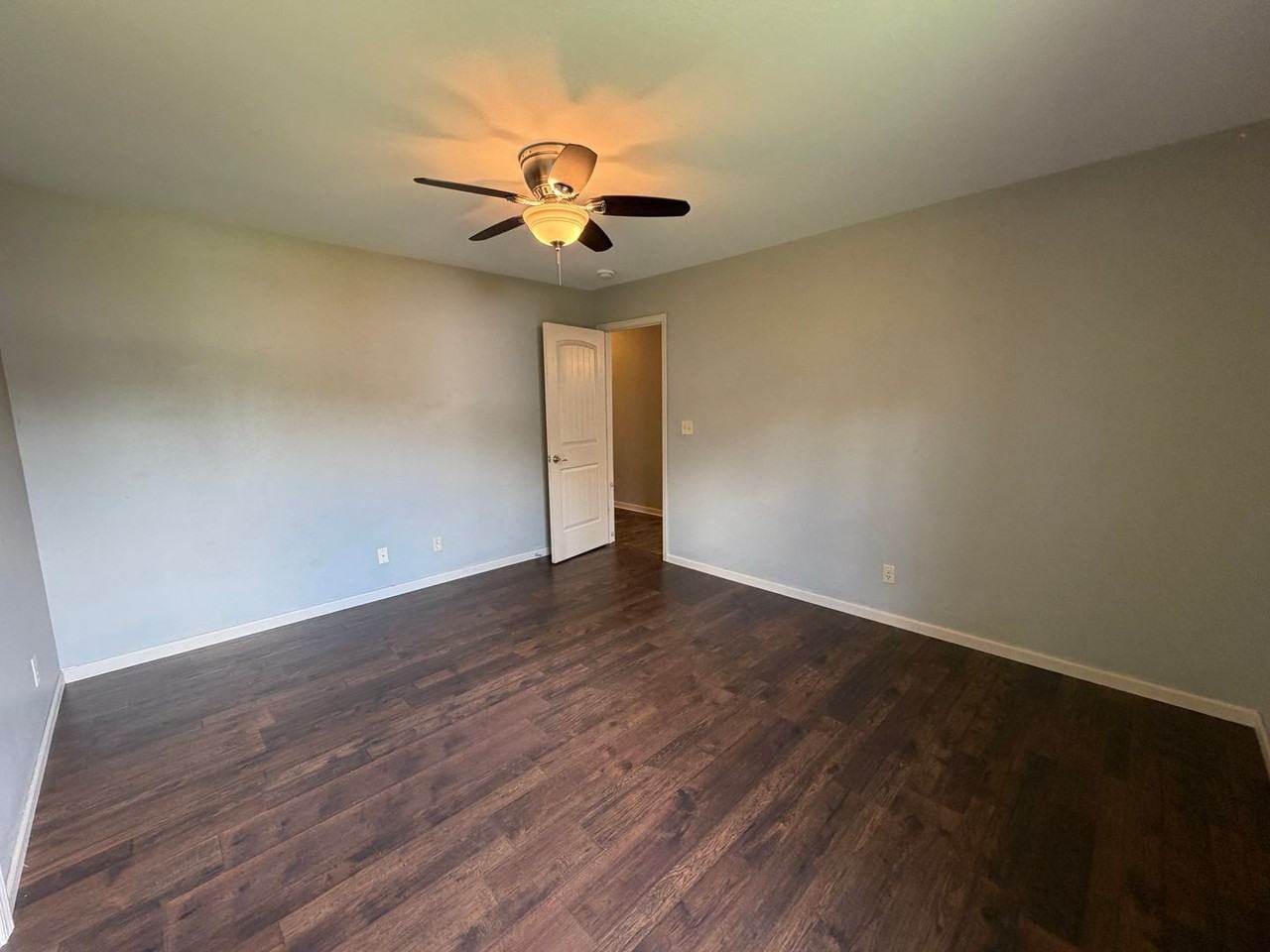 16258 Hailey Ln - Photo 7 of 29