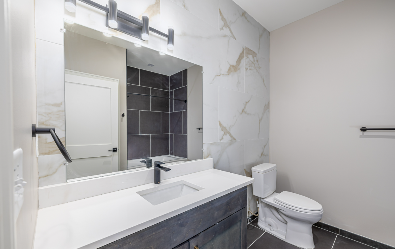 Byline Apartments - Photo 4 of 41