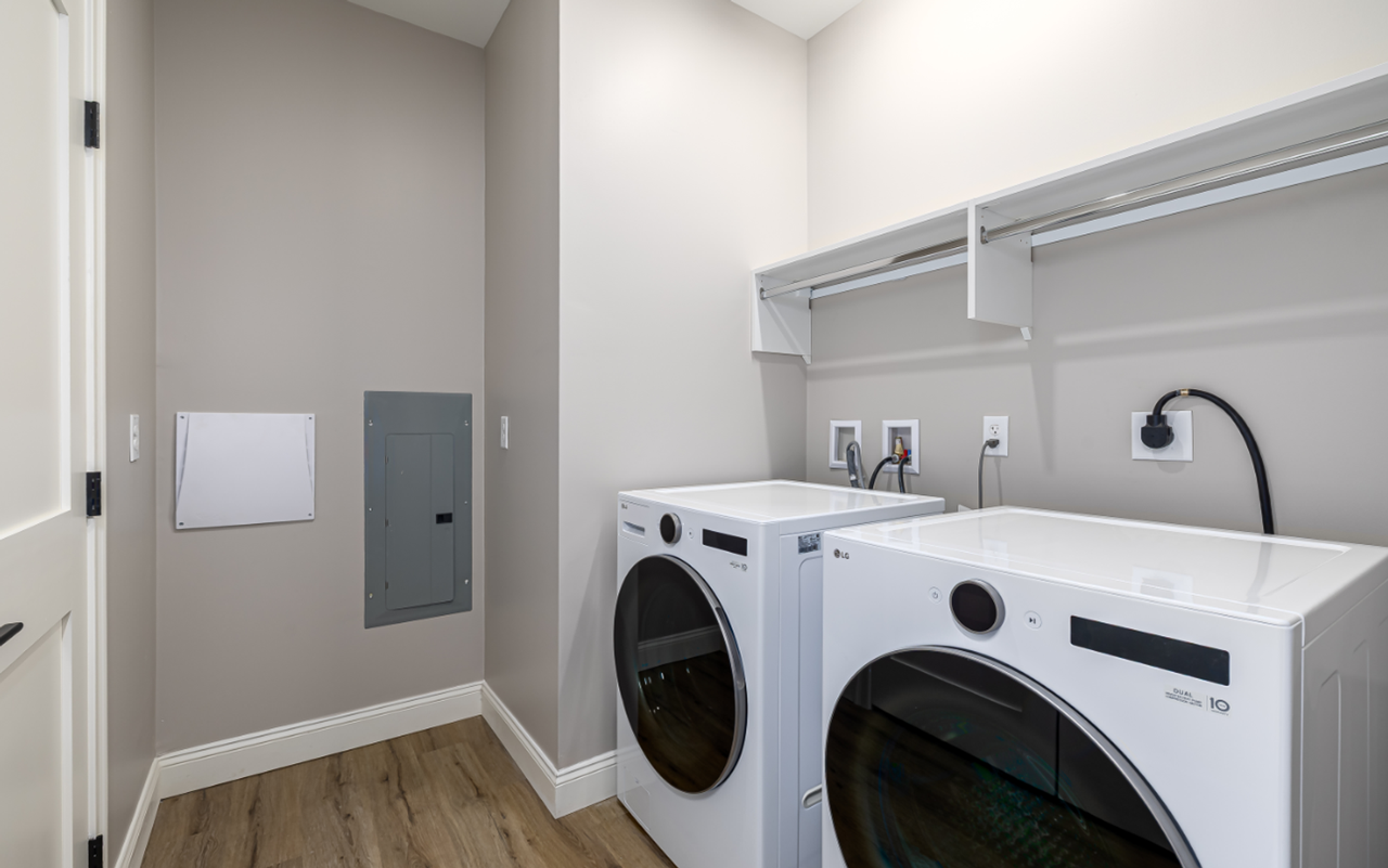 Byline Apartments - Photo 5 of 41