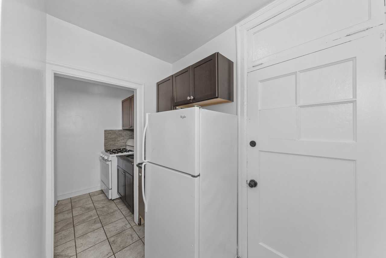 1361 W Estes Ave #71-3D - Photo 3 of 11