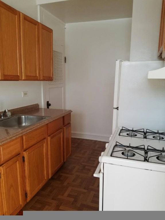 1361 W Estes Ave #65-2O - Photo 5 of 7