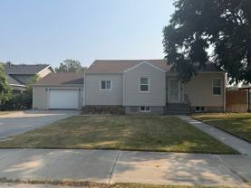 724 Howard Ave - Photo 1 of 1