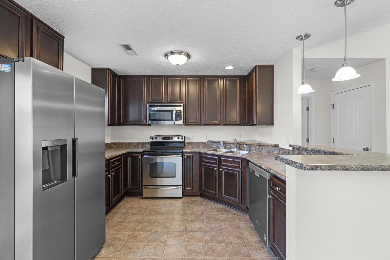 406 Amaryllis Ln #1 - Photo 4 of 24