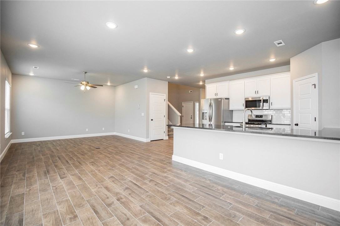 2010 Periwinkle Pl - Photo 2 of 25
