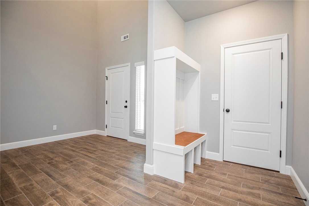 2010 Periwinkle Pl - Photo 6 of 25