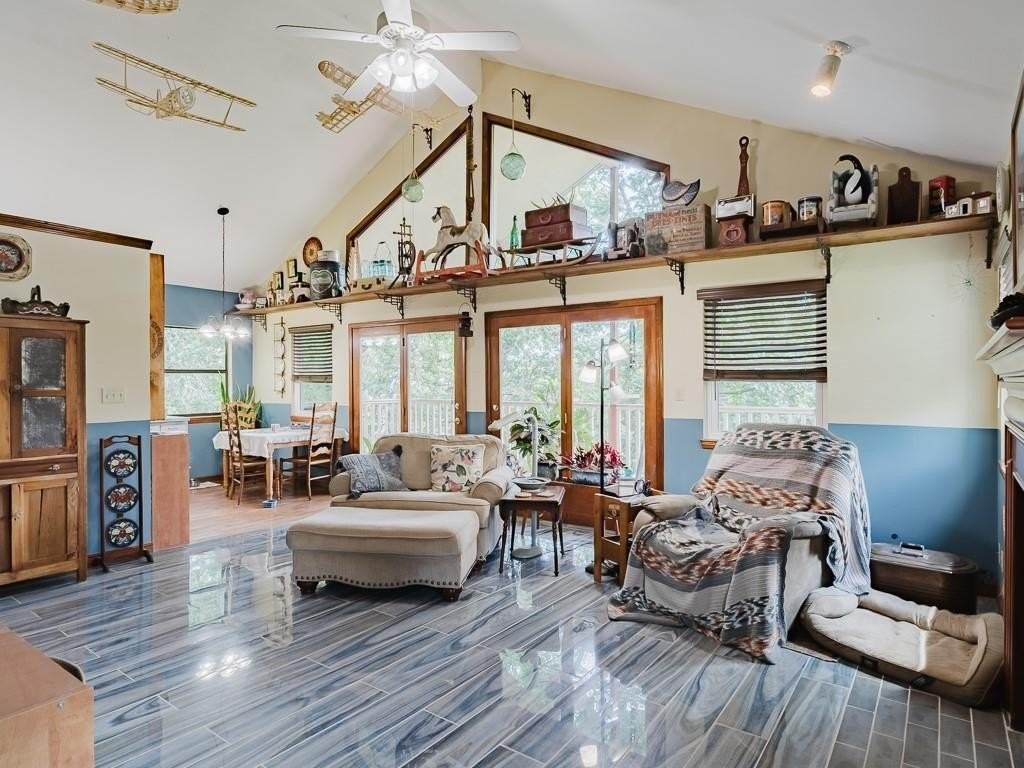 12309 Blueberry Ln - Photo 2 of 27