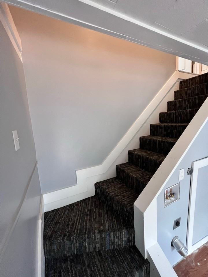 320 W Henry St #2 - Photo 4 of 14