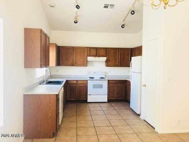 8776 W Cherry Hills Dr - Photo 5 of 7