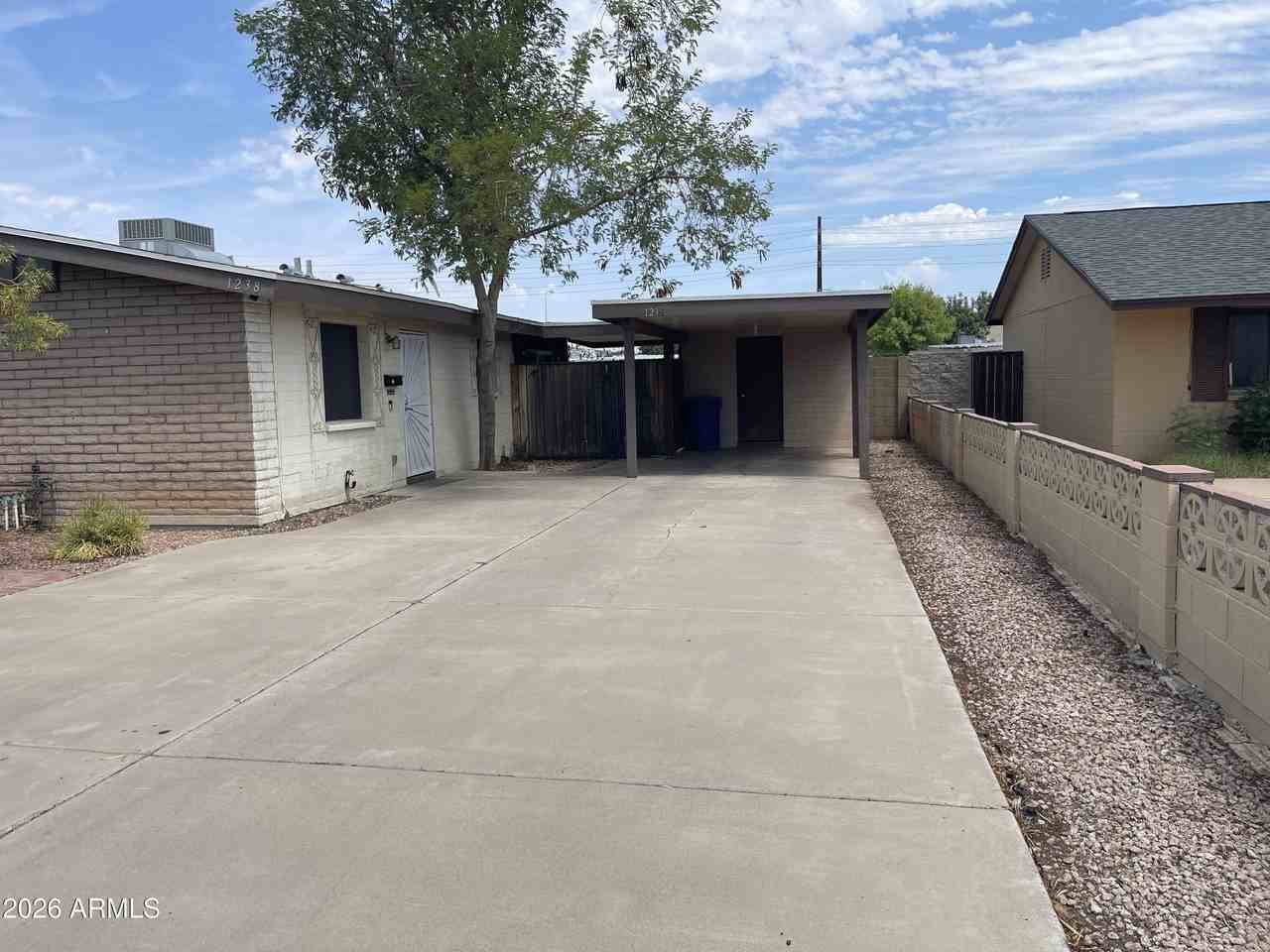 1238 W Malibu Dr - Photo 2 of 24