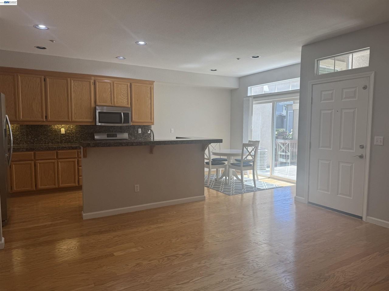 3162 Golden Crest Cmn #3 - Photo 5 of 29