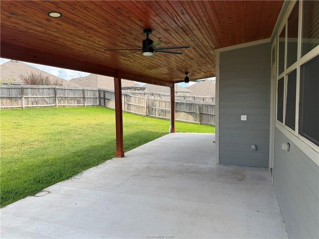 2071 Positano Loop - Photo 3 of 29