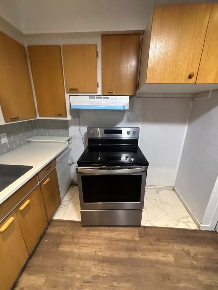 3775 Rue Jean-Talon E - Photo 2 of 10