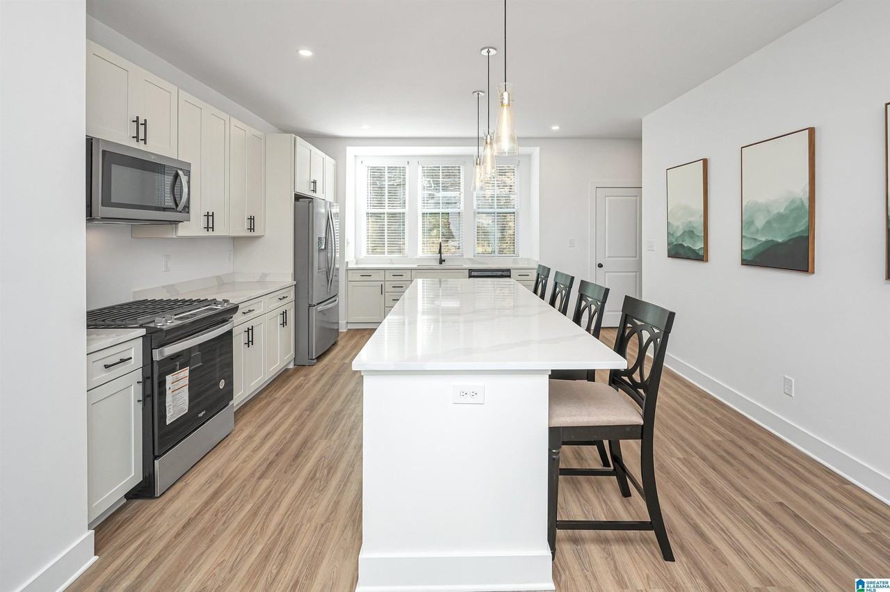2444 18th St S #2444 - Photo 5 of 39