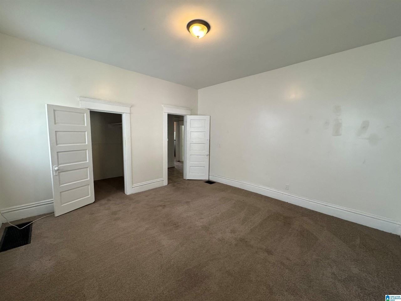 1732 11th Pl S - Photo 5 of 10