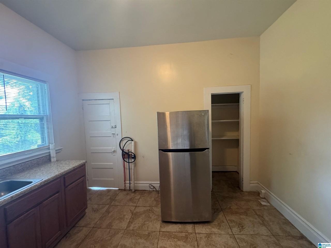 1732 11th Pl S - Photo 7 of 10