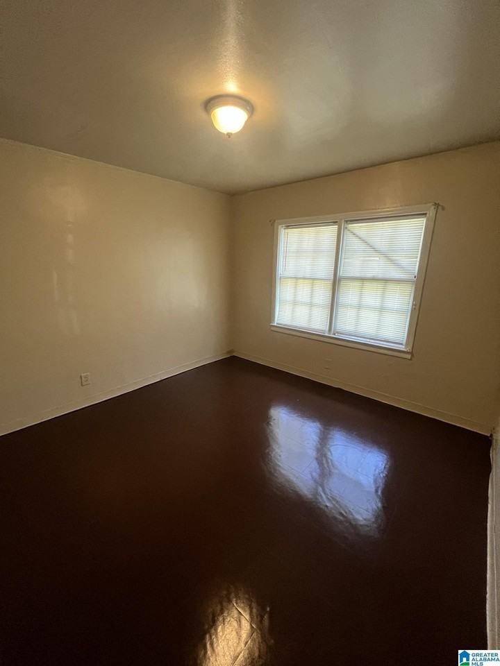 507 31st Street Ensley - Photo 5 of 8