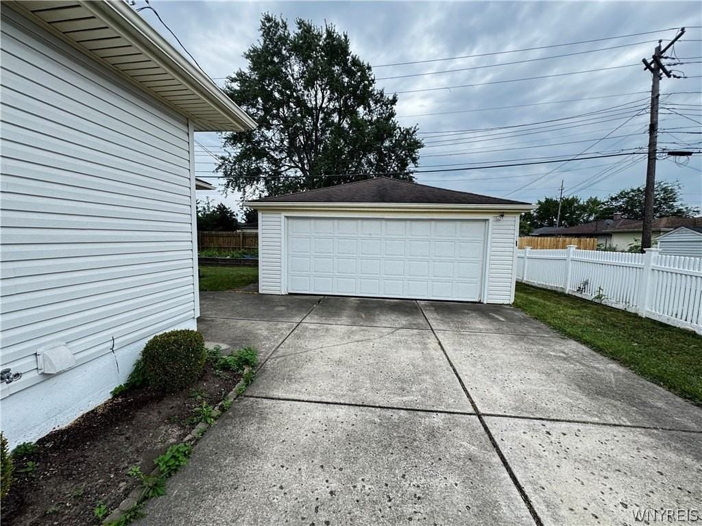 13 Satinwood Dr - Photo 2 of 13