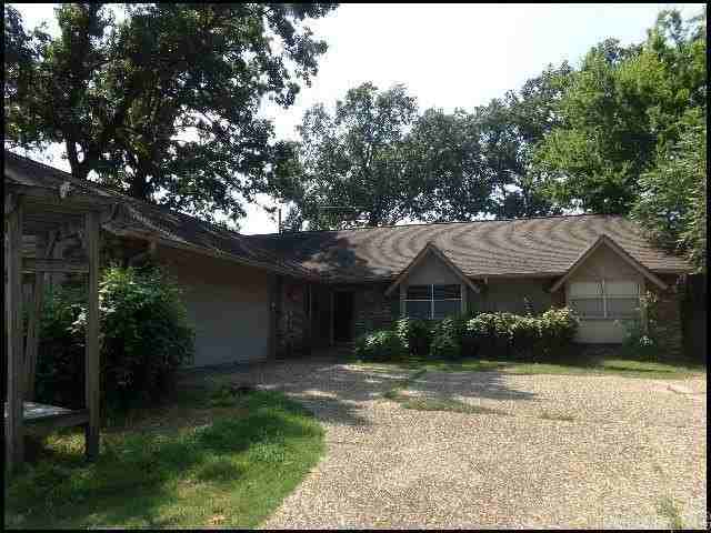 1411 Old Forge Dr - Photo 2 of 25