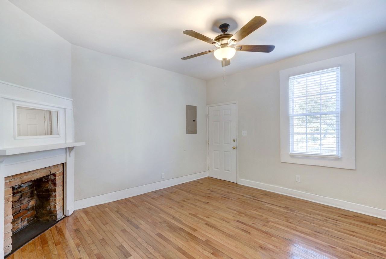 1209 Atlantic Ave - Photo 4 of 16