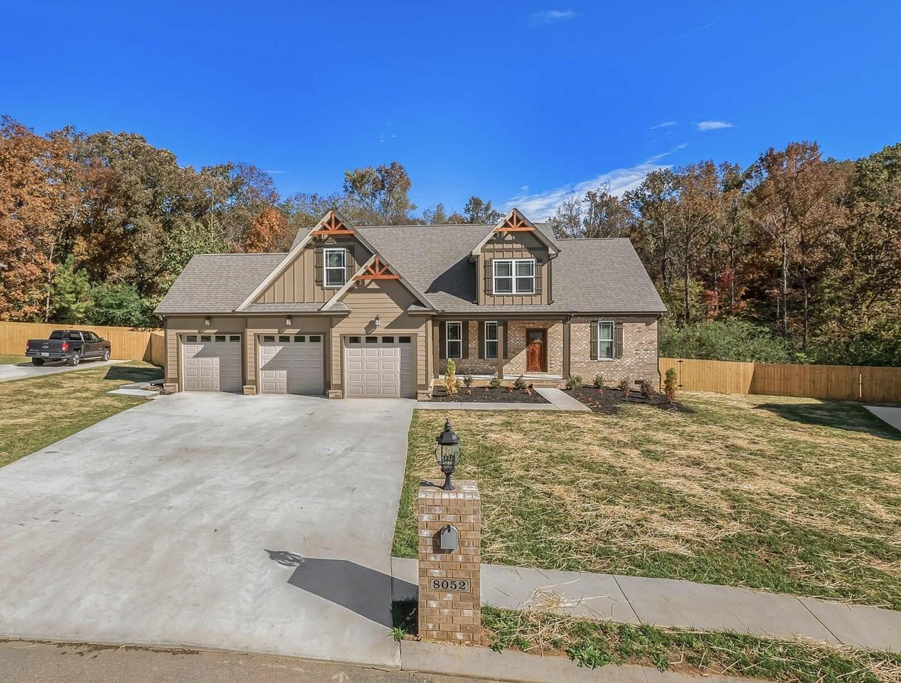 8052 Burgundy Cir #79 - Photo 2 of 31