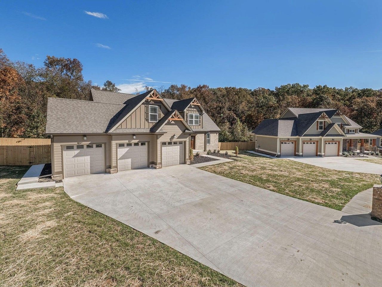 8052 Burgundy Cir #79 - Photo 3 of 31