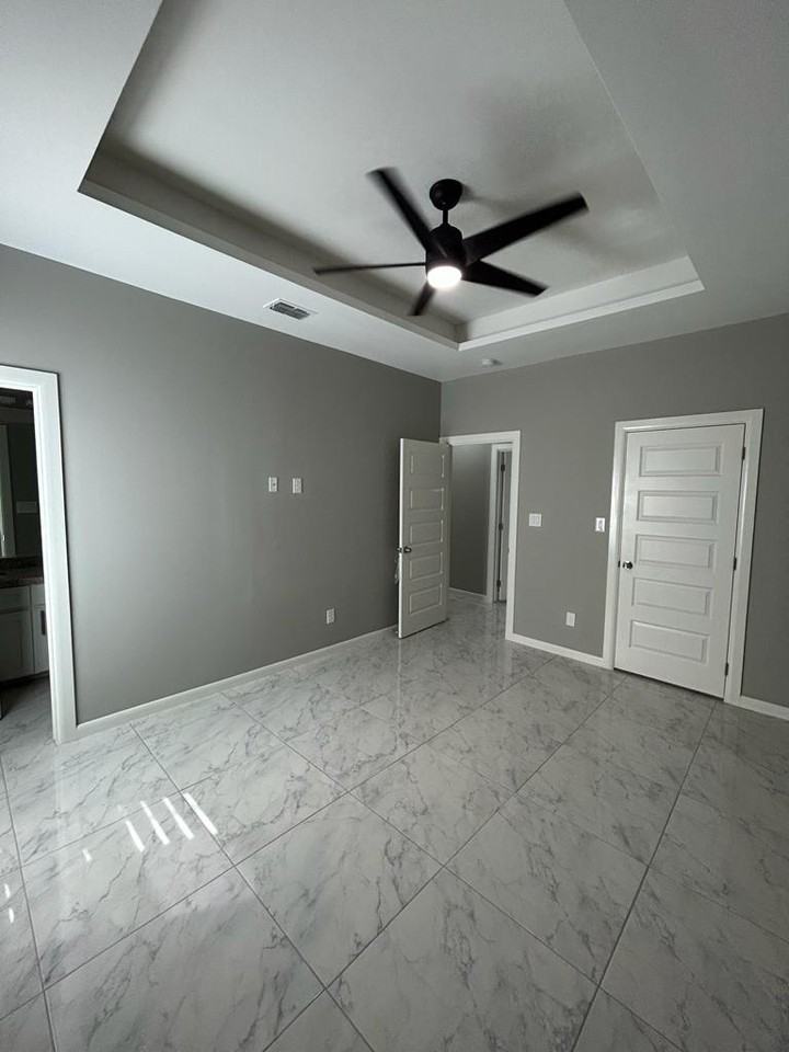 1018 N Blair Ave #1 - Photo 3 of 18
