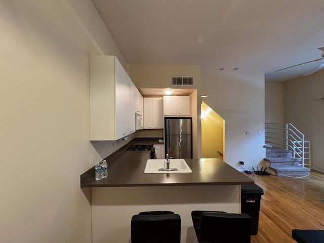616 N Paulina St - Photo 4 of 10