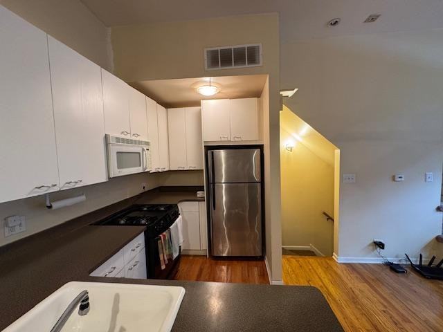 616 N Paulina St - Photo 6 of 10