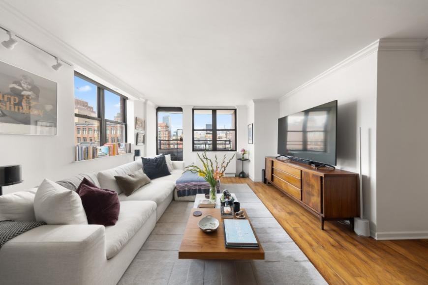 222 W 14th St
