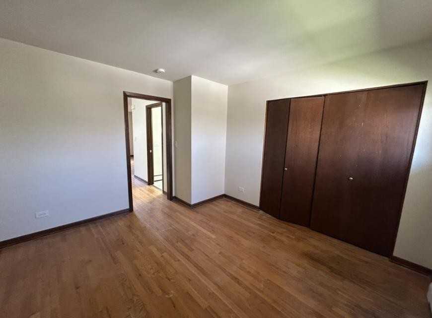 872 N Milwaukee Ave - Photo 4 of 7