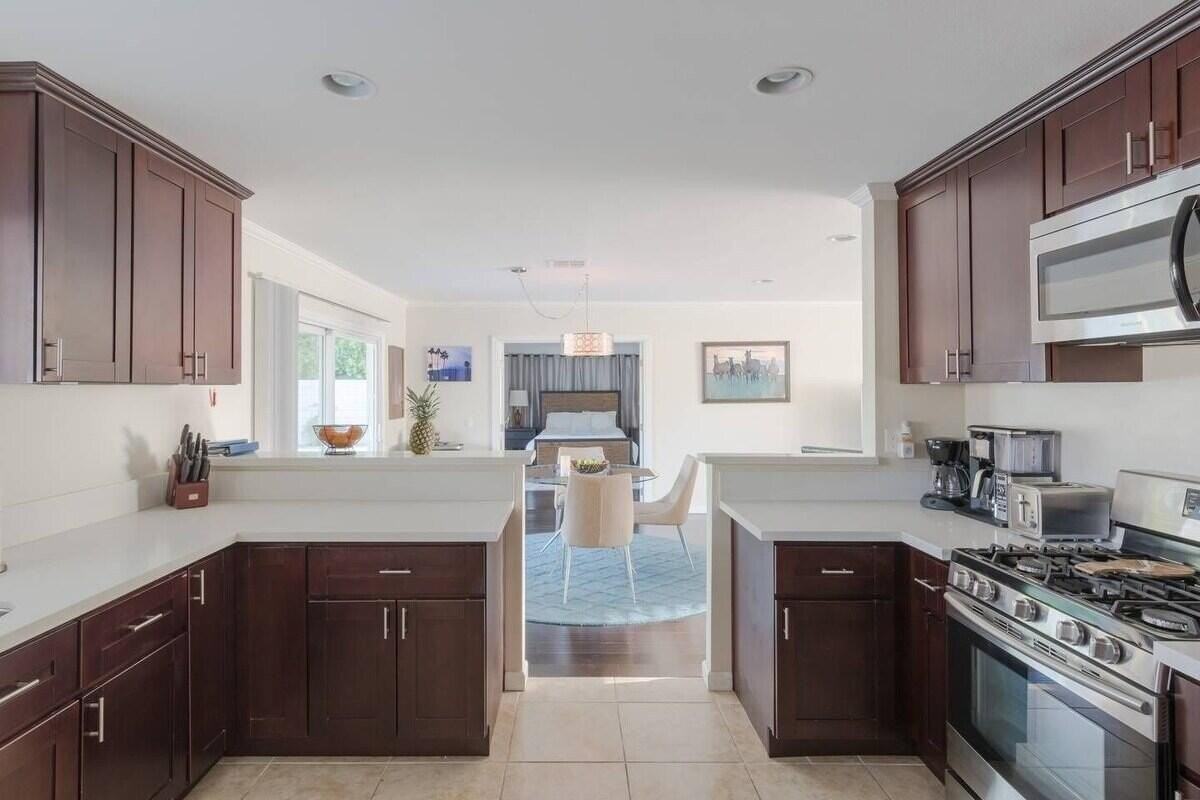980 N Biskra Rd - Photo 2 of 41