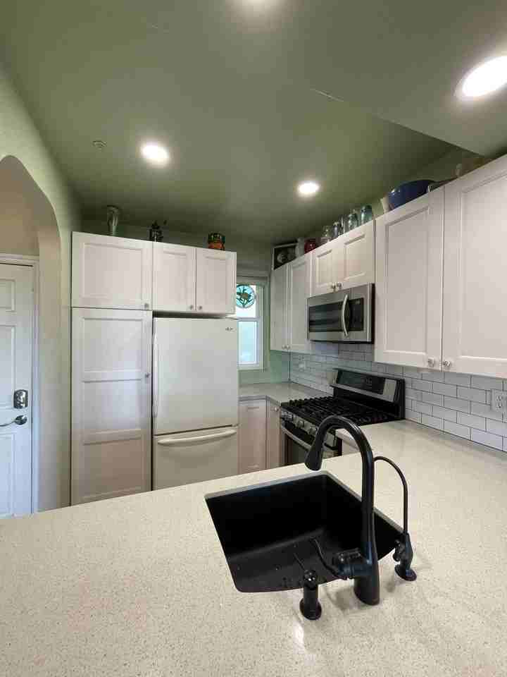 555 Maine Ave #310 - Photo 6 of 23