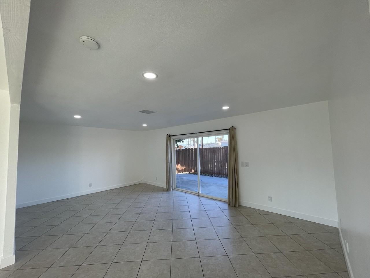 74110 Erin St - Photo 6 of 10