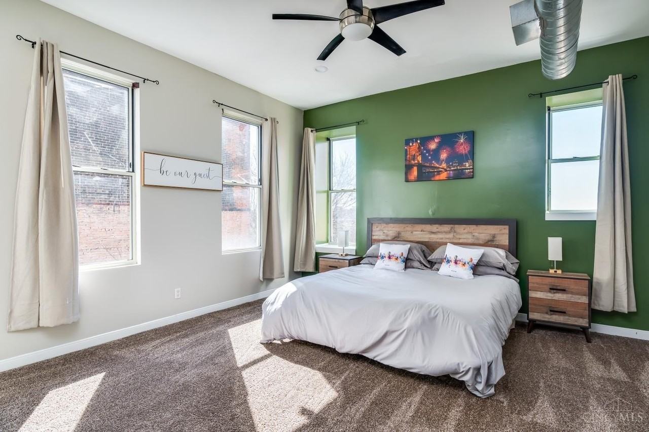 55 E Clifton Ave #2 - Photo 3 of 16